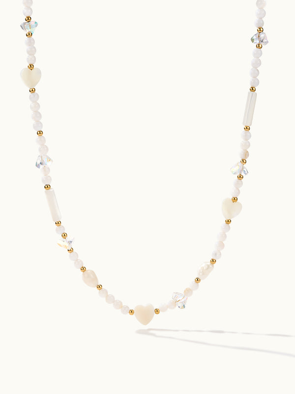 White Beaded Heart Rectangular Kette