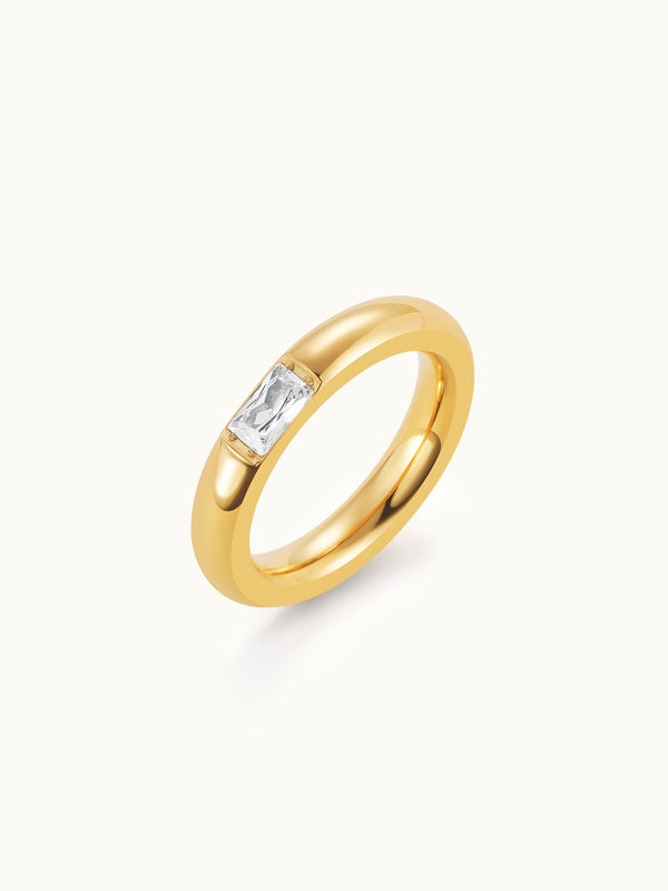 Classic Zircon Ring