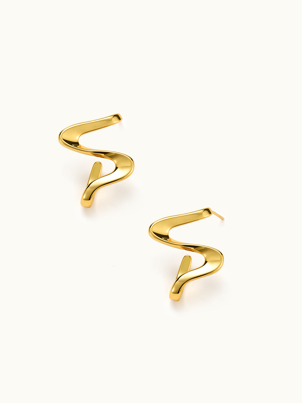 Chunky Wavy Stud Ohrringe
