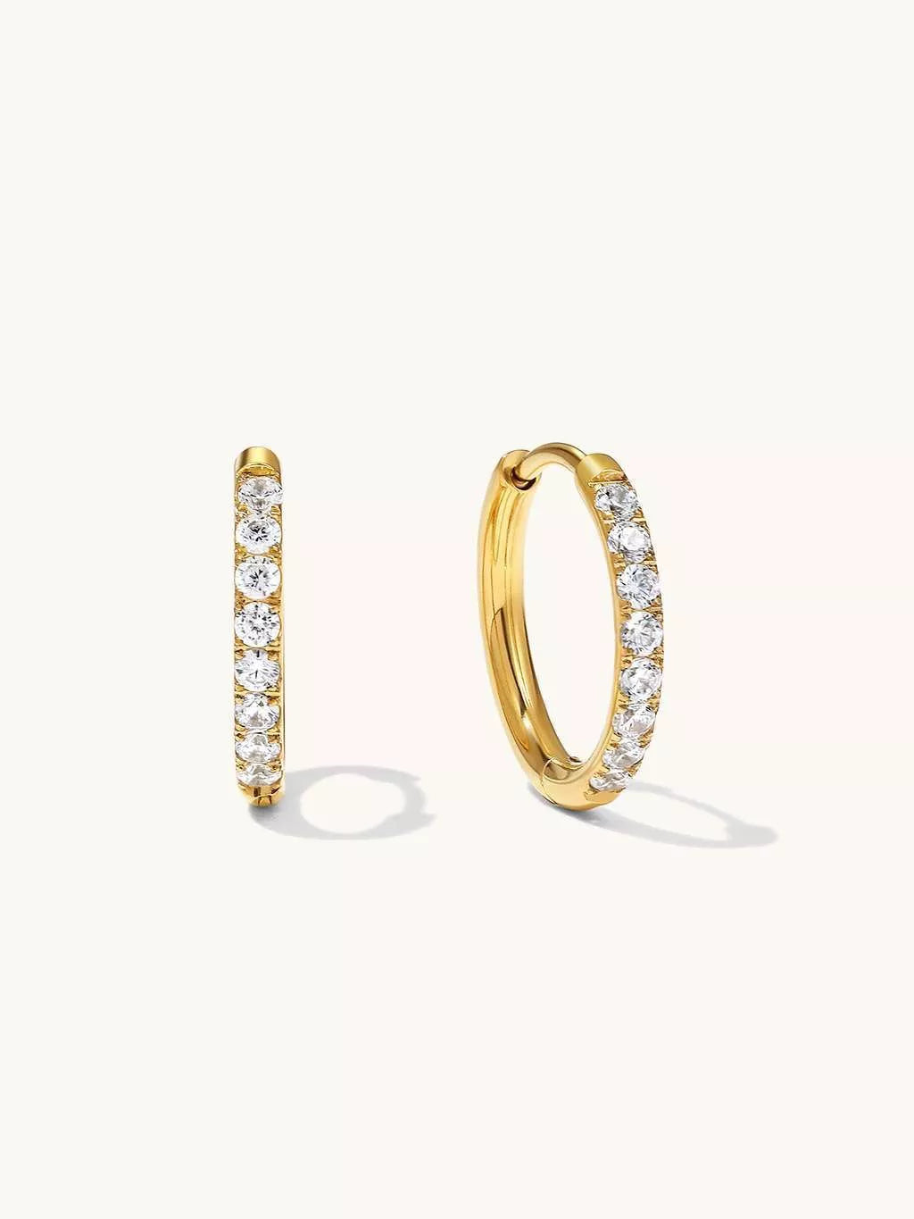 Classic Zircon Medium Hoop Ohrringe