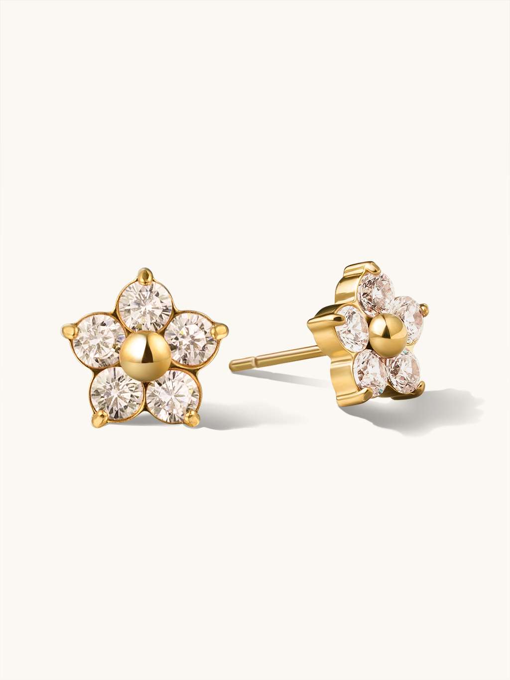 Daisy Flower Studs